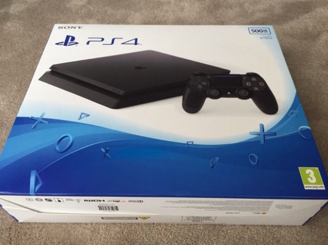 PlayStation 4 Slim薄機實機開箱曝光！新款DualShock控制器同步亮相 
