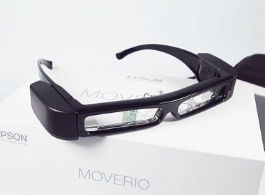 Epson Moverio BT-30C次視代智慧眼鏡開箱：可以隨身攜帶的80吋螢幕 @LPComment 科技生活雜談